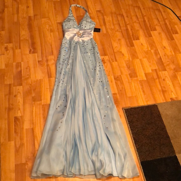Riva Designs Dresses & Skirts - Size 0 sequined formal dress New